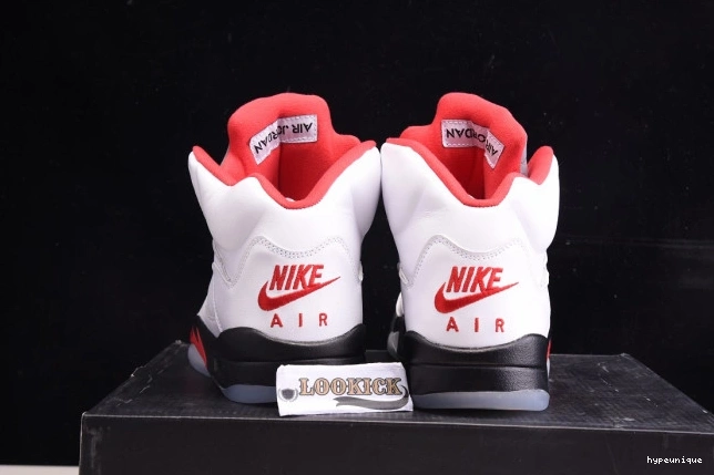 HYPE Jordan Fire Red (2020) Retro Tongue Air 5 Silver DA1911-102 0713